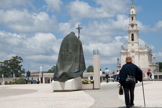 Fatima Sanctuary Private Tour from Lisbon - Sanctuary of Our Lady of Fátima: why the longer blocks are the point
