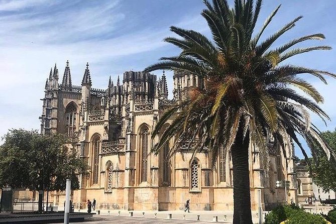 Fatima Tour + Batalha Monastery + Nazareth + Óbidos - Price and value for $221.04 per person