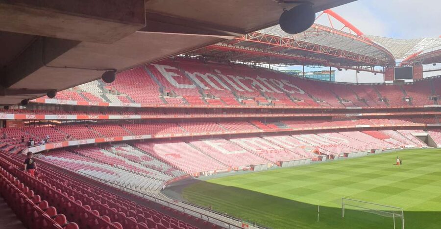 FOOTBALL LOVERS FULL DAY TOUR AT LISBON - Door-to-Door Pickup and a Tight 8-Hour Flow