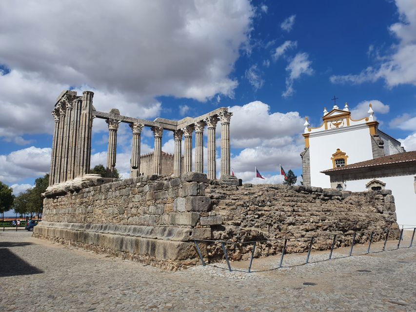 From Lisboa: Evora and Monsaraz Full-Day Tour - The Chapel of Bones, A Stop That Leaves an Impression