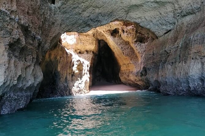 From Lisbon: Algarve Private Tour to Portimao, Lagos and Sagres - Price and logistics: what $402.49 buys you from Lisbon