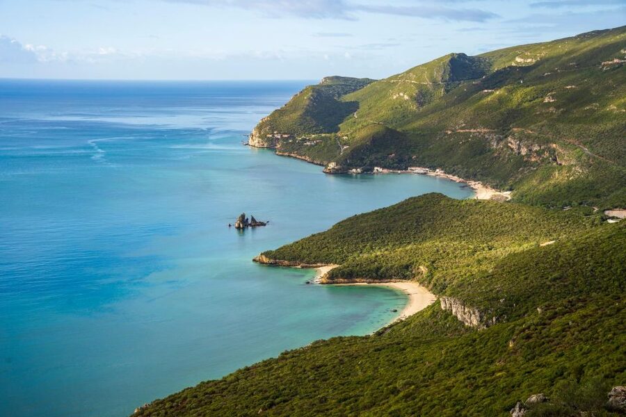 From Lisbon: Arrábida, Azeitão, Sesimbra, Palmela, Setúbal … - An 8-hour electric-vehicle day trip that strings the best bits together