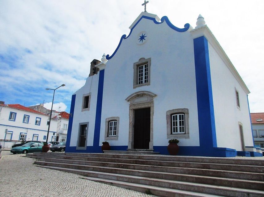 From Lisbon: Coastal Villages and Mafra Palace Guided Tour - Azenhas do Mar: coast views and that classic cliffside vibe