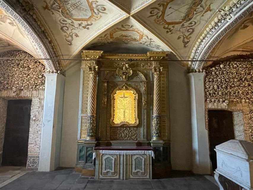 From Lisbon: Évora, Chapel of Bones, & Roman Temple Tour - Key highlights worth your time