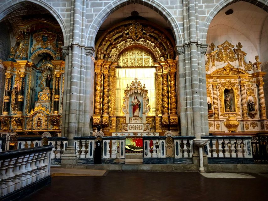 From Lisbon: Évora City Private Tour - Chapel of Bones: What 5,000 Skulls Actually Means