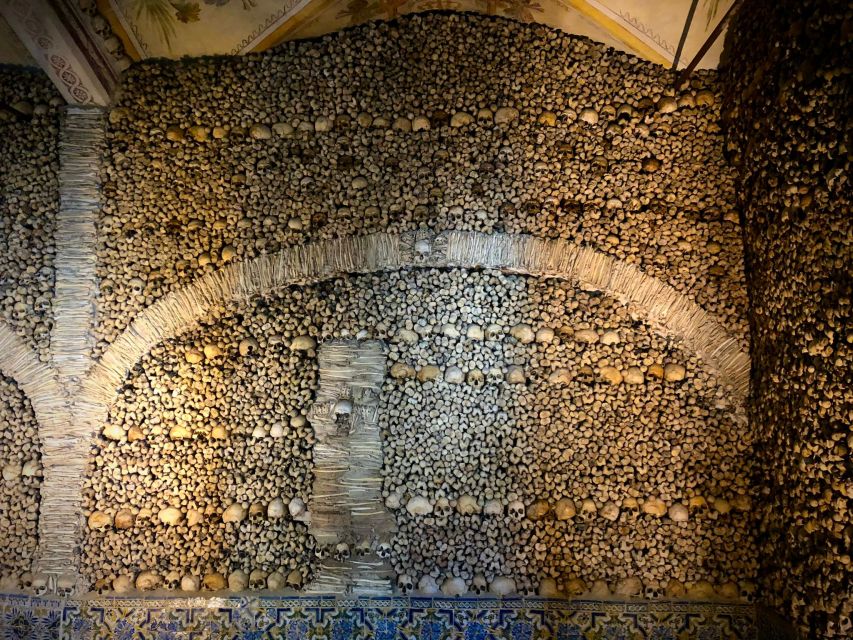 From Lisbon: Évora City Private Tour - Lunch, Wine, and Entrance Fees: Plan for the Real Costs
