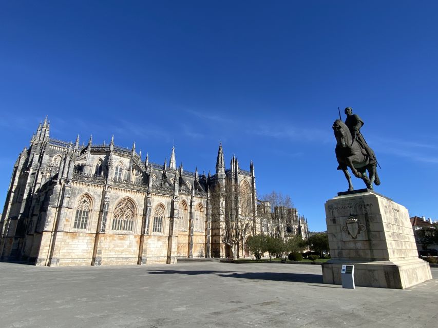 From Lisbon: Fátima, Batalha, Nazaré, and Obidos Tour by Van - Nazaré: big-wave viewing, quiet streets, and St Mary at the church