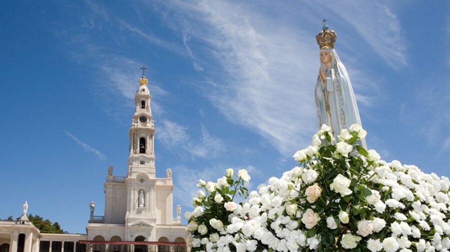 From Lisbon: Fátima, Batalha, Nazaré & Óbidos Full-Day Tour - Price and logistics: is $94 good value for 8 hours?