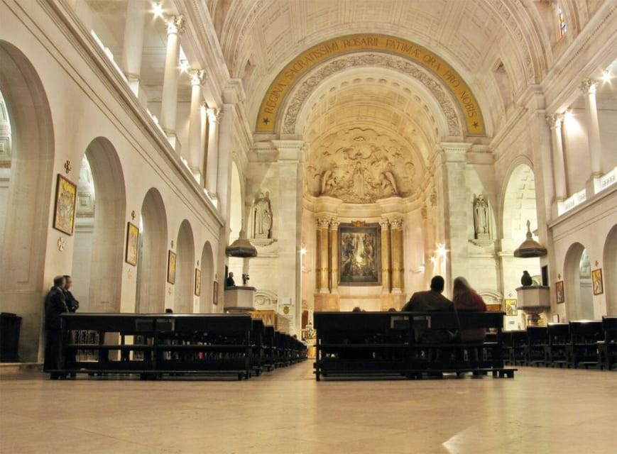 From Lisbon: Fátima, Nazaré, Batalha, and Óbidos Guided Tour - Who Should Book This Tour, and Who Should Skip It