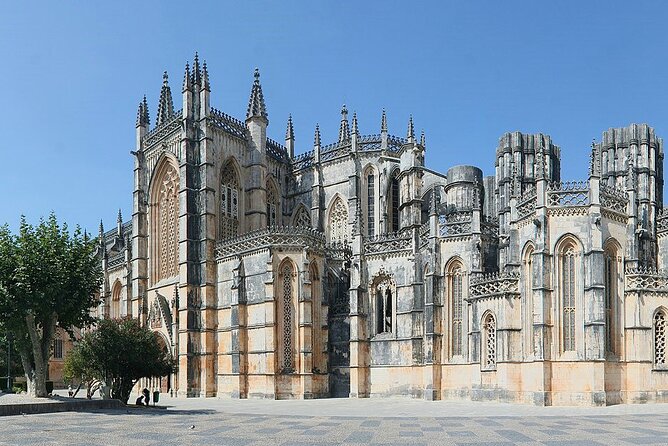 From Lisbon: Fátima, Nazaré, Batalha, and Óbidos Guided Tour - Time, Pace, and What the Schedule Means for You