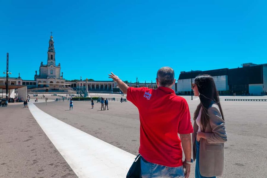 From Lisbon: Fátima, Nazaré & Sintra – 3 Cities Guided Tour - Fátima Sanctuary: what you should expect from the guided visit