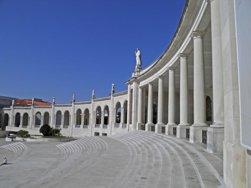 From Lisbon: Fátima Sanctuary and Batalha Monastery (UNESCO) - Fátima: guided context first, then your own time