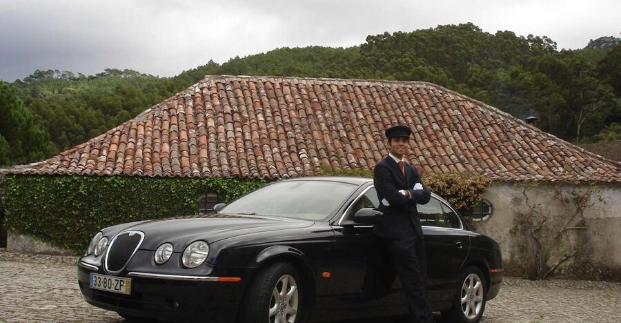 From Lisbon: Full-Day Sintra Tour by Luxury Car or Minivan - Why a chauffeured Sintra day feels easier than DIY