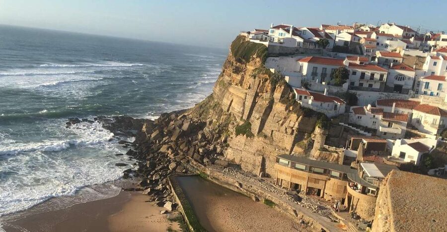 From Lisbon: Half-Day City Tour of Sintra - A smooth half-day route from Lisbon, built for palace-hunting