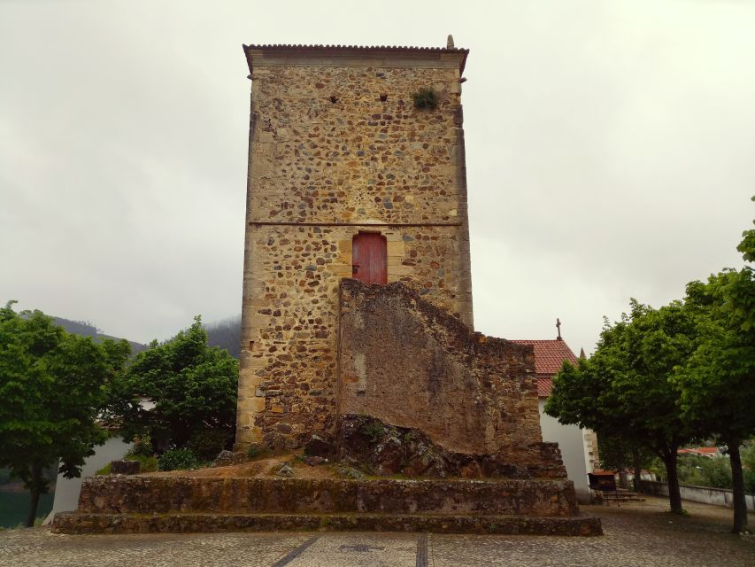 From Lisbon: Knights Templar - Tomar Private Tour - Almourol Castle: an island fortress built for control