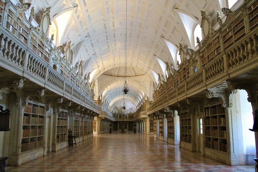 From Lisbon: Óbidos and Mafra Palace Private Tour - Price and Value: What You’re Really Paying For