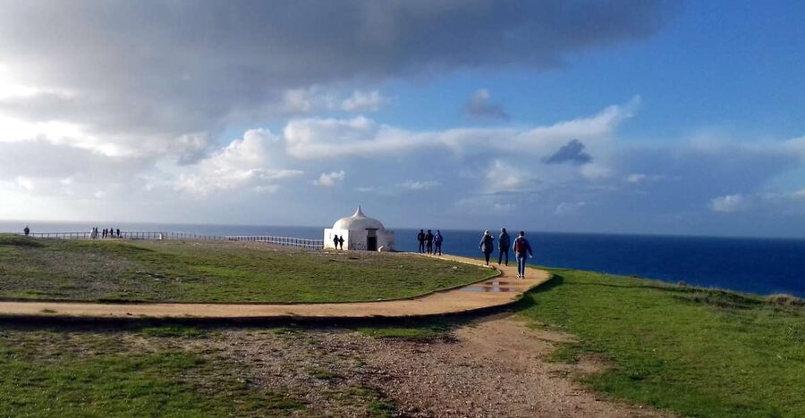 From Lisbon or Sesimbra: 4x4 Tour to Cape Espichel - Sesimbra Castle and Meco: quick cultural anchors before nature