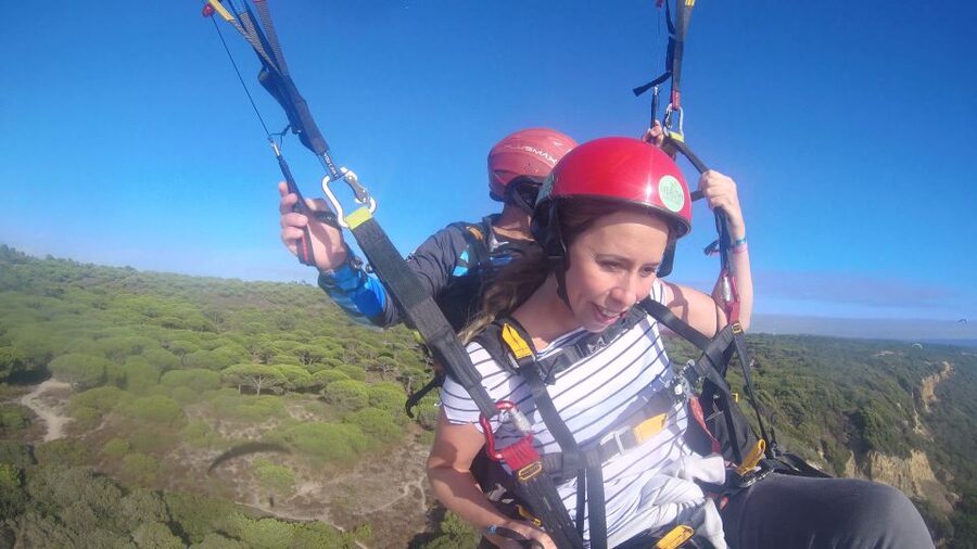 From Lisbon: Paragliding Flight with Transfers - Choosing the Right Expectations: Who This Suits Best