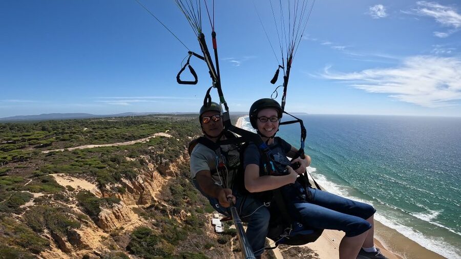 From Lisbon: Paragliding Pack (Flight+Video+Transportation) - From Ferrari Portugal to a Secret Flying Site