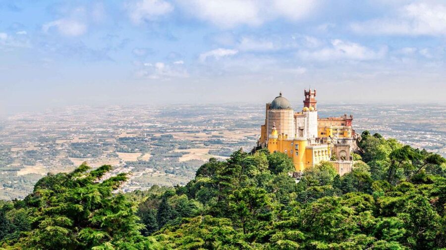 From Lisbon: Pena Palace, Regaleira, Sintra & Cascais Tour - Getting the timing right: how to plan tickets for Pena and Regaleira