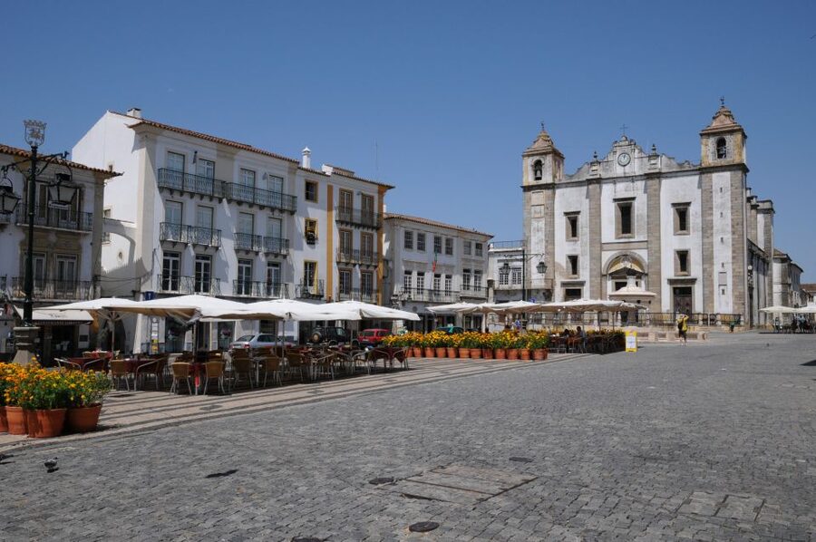 From Lisbon: Private Customized Small-Group Tour to Evora - Key things to know before you go