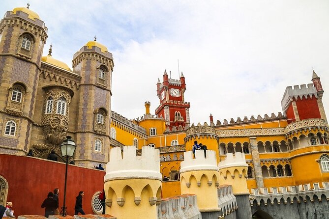 From Lisbon: Private Full Day Tour, Lisbon & Sintra - Pena Palace and Park: where your 2 hours can make or break the day