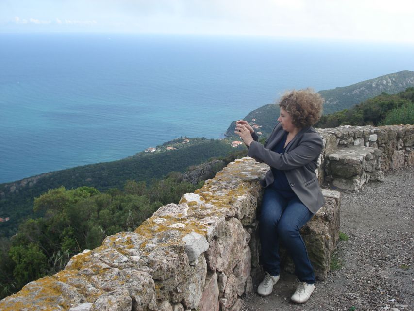 From Lisbon: Private Scenic Wine Tour in Arrabida - Arrábida Natural Park: UNESCO Views, Limestone Cliffs, and Quick Photo Breaks