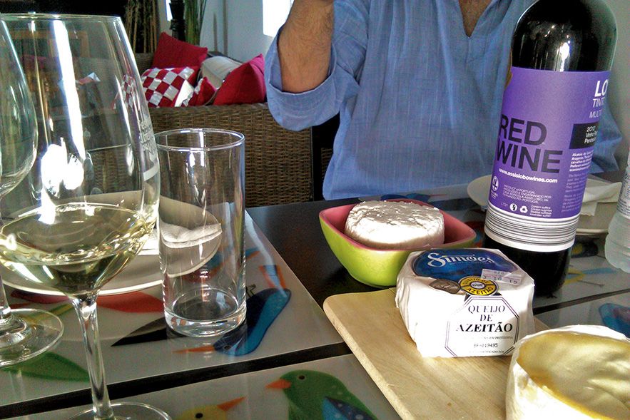 From Lisbon: Private Scenic Wine Tour in Arrabida - Setúbal and Livramento Market: Real Shopping Time, Not a Photo Line