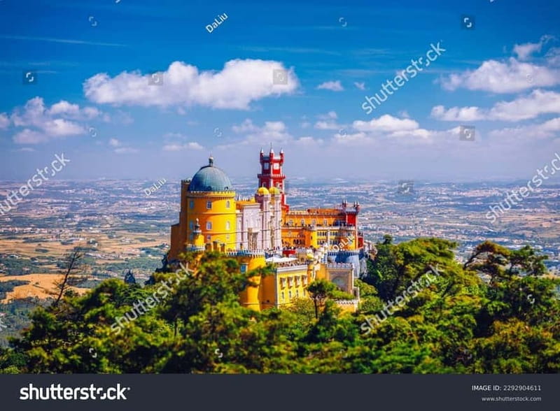 From Lisbon:private tour to Sintra, Cabo da Roca, & Cascais - Cabo da Roca: standing at the western edge of continental Europe