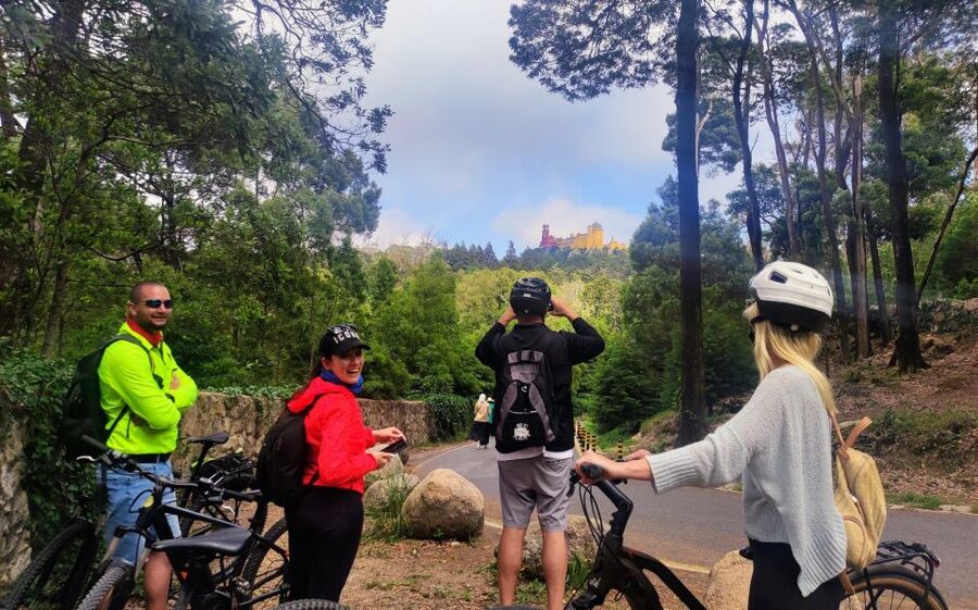 From Lisbon: Sintra and Cascais E-Bike Tour - Pena Palace and the Moorish Castle: seeing the mountain drama