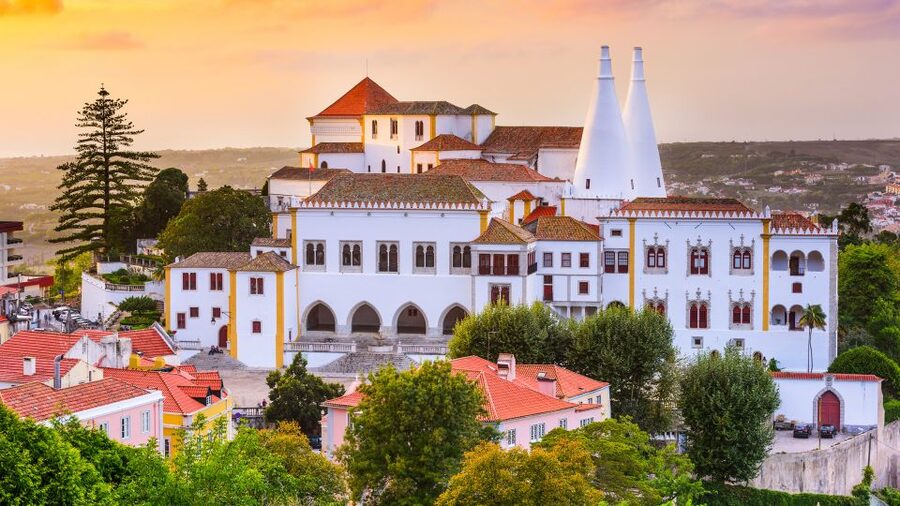 From Lisbon: Sintra, Cascais, Cabo da Roca Private Car Tour - Cascais old town at your pace, after the big sights