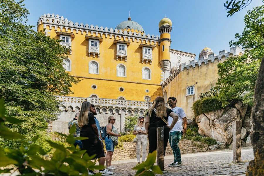 From Lisbon: Sintra & Cascais Small Group Tour with Tickets - How This 8-Hour Sintra and Cascais Tour Fits Your Day in Lisbon