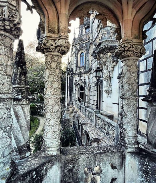 From Lisbon: Sintra Highlights Full Day Private Tour - Castle of the Moors or Monserrate Palace for the finale