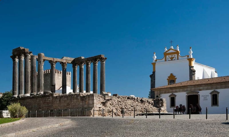 From Lisbon: Small-Group Day Tour to Évora and Monsaraz - Évora’s medieval core: the walk where the history clicks