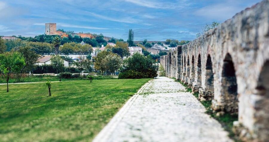 From Lisbon: Tansfer to Porto with stops until 3 cities - Fátima: a major pilgrimage stop with iconic sanctuary sights