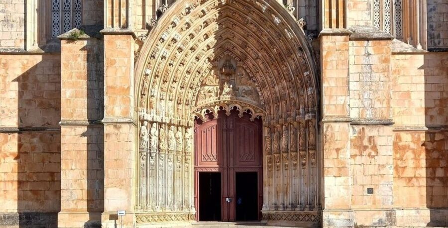 From Lisbon: Tour to Fátima, Batalha, Nazaré and Óbidos - The itinerary at a glance, and how to pace your expectations