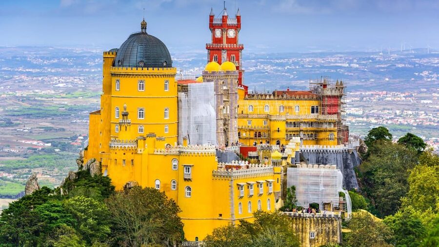 From/To Lisbon: Sintra Hop-on Hop-off Tickets + Audio Guide - Quinta da Regaleira, tunnels and symbol-lore in the gardens