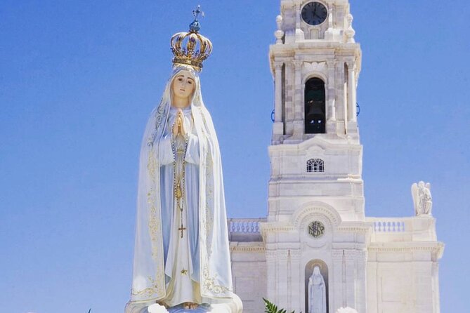 Full-day Private Tour: Fátima Sanctuary, Batalha, Nazaré, Óbidos - Batalha Monastery: Gothic architecture plus a real turning point
