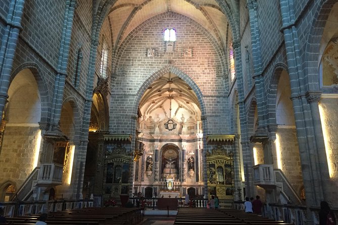 Full Day Private Tour in Évora and Arraiolos - Évora Cathedral (Sé): The Medieval Scale Moment
