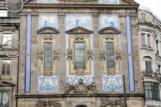 Full day Private tour in Porto - Vila Nova de Gaia: a river walk by the port wine cellars