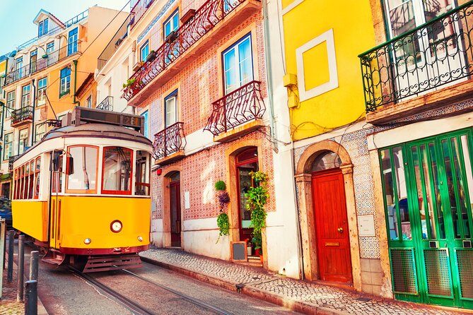 FULL DAY Private Tour of Lisbon's main tourist attractions - Miradouro da Senhora do Monte: Best Panoramas Plus a Tiny Old Chapel