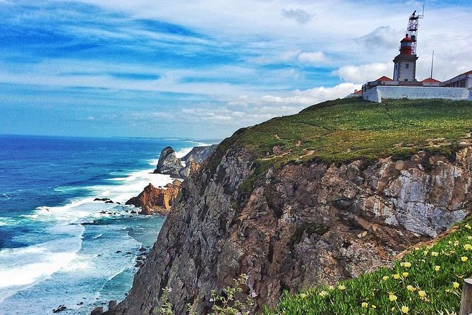 Full day Private tour Sintra + Cabo da Roca + Cascais (2 - 4 persons) - Sintra National Palace: a quick taste