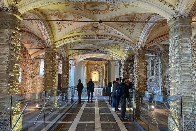 Full-Day Private Tour to Évora from Lisbon - Monsaraz Castle and Walls: Fortress Views by the Guadiana and Alqueva