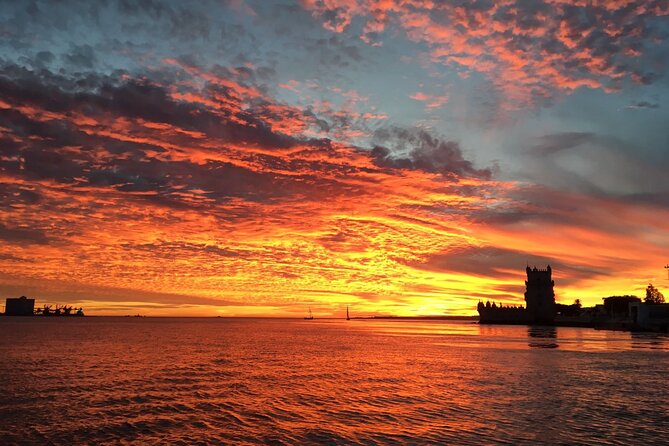 Golden Hour Boat Tour - Sailing by the Monuments with Wine - Value Check: Is $48.27 Worth It?