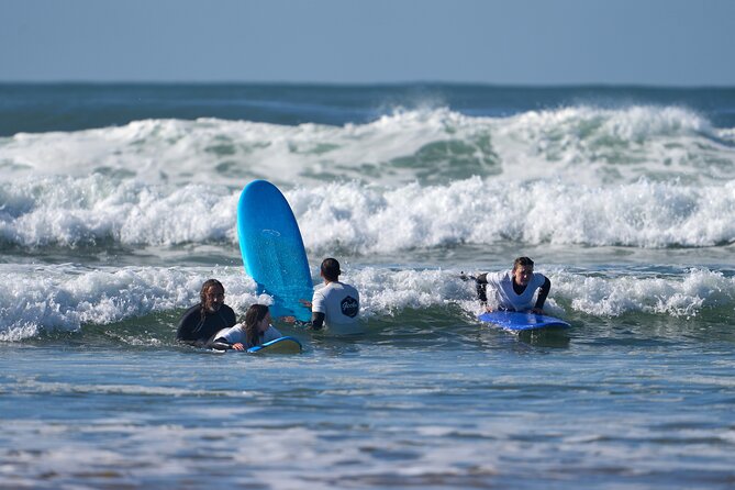 Group Surf Lesson in Costa da Caparica - The 2-Hour Lesson Flow: Warm Up, Beach Tech, Water Feedback