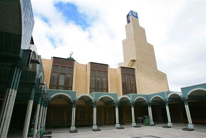Halal Lisbon Private Tour With Muslim-friendly Lunch - Lisbon’s Muslim connections, told in real places