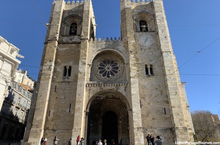 Half-Day Private Tour in Lisbon - Jerónimos Monastery and the Pastéis de Belém break: where taste and architecture meet
