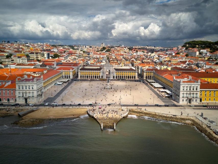 Half-Day Private Tour in Lisbon - Chiado time, high-end streets, and what to do with it