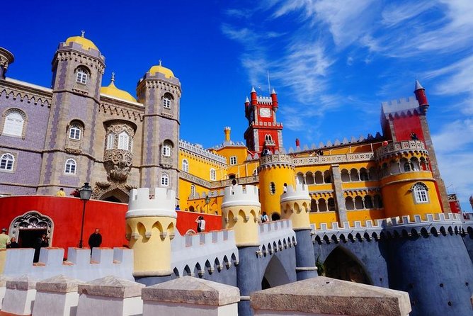 Half-Day Sintra and Pena Palace Tour from Lisbon with Small-Group - Timing and what you realistically get in five hours