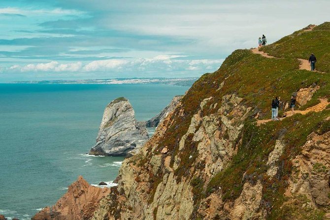 Half day Sintra PRIVATE TOUR Pena Palace + Roca Cape (2-6people) - Why this half-day Sintra route makes sense